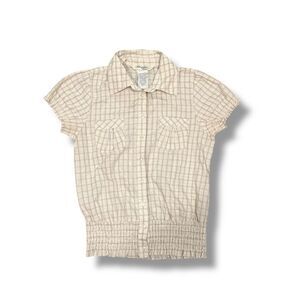 Cream Button Down Shirt with Classic Collar and Cap Sleeves